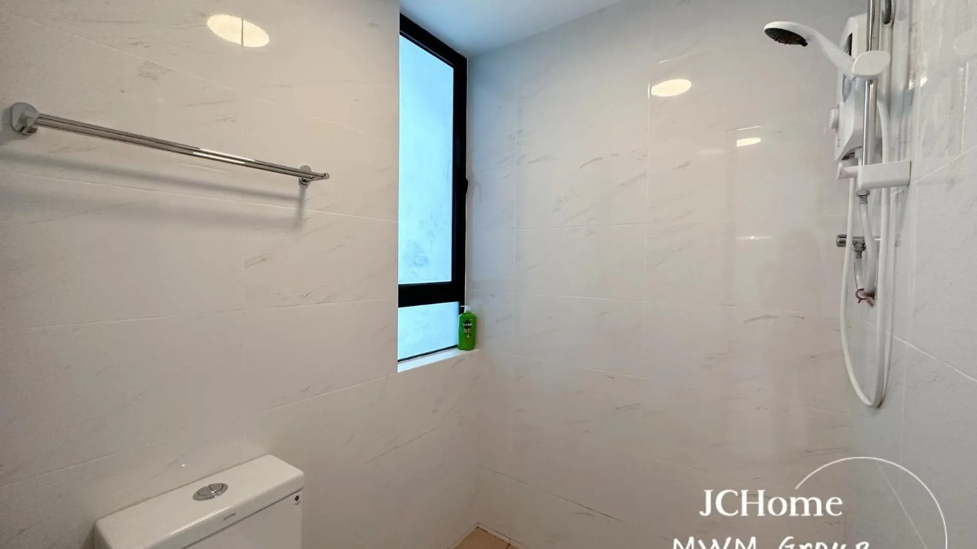 Central Park Stay Chill, Stay Here Netflix House Jchome By Mwm Johor Bahru