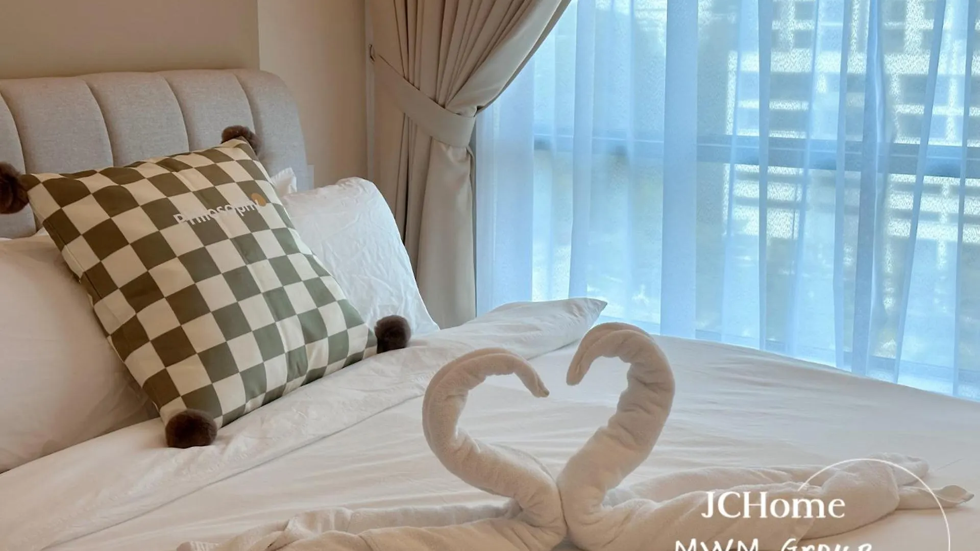 Central Park Stay Chill, Stay Here Netflix House Jchome By Mwm Johor Bahru